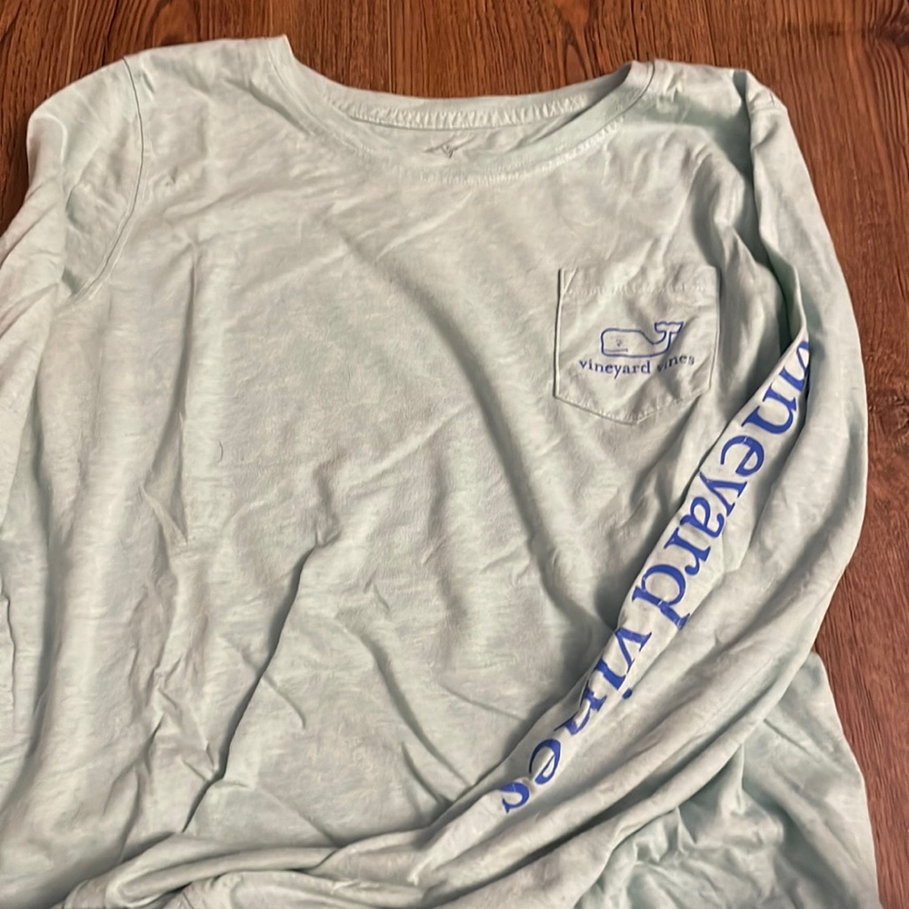 Light teal long sleeve Vineyard Vines tee